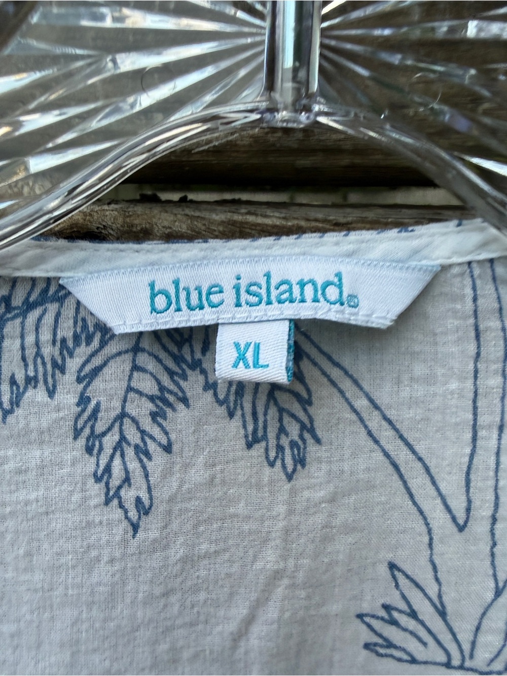 blue island White and Light Blue Palm-Print Women's Swim Cover-Up XL - Picture 2 of 10